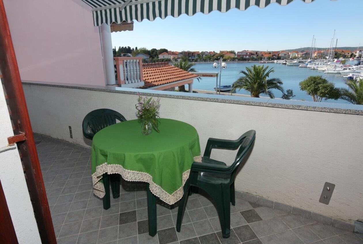 Apartments Ana Bibinje Bagian luar foto